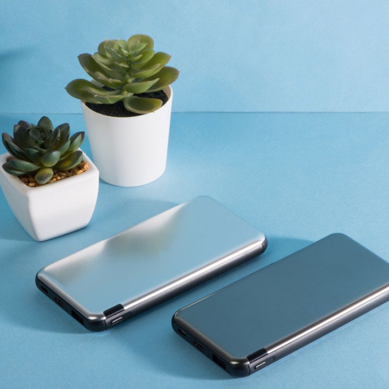 Внешний аккумулятор «Forge» v.2, металл, 10000mah, серебристый Внешний аккумулятор «Forge» v.2, металл, 10000mah, серебристый