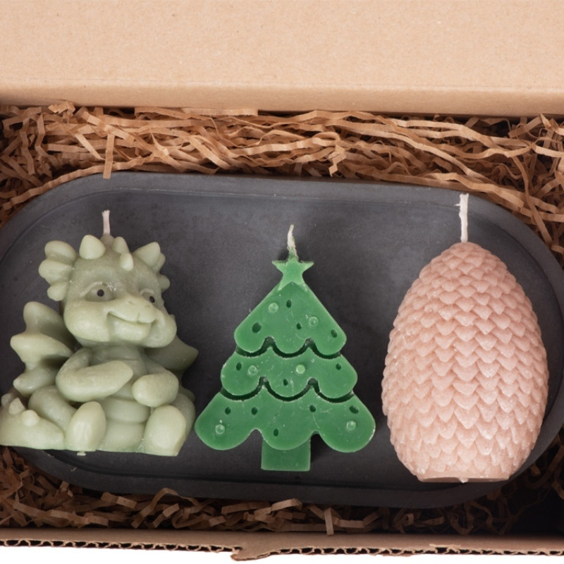 Свечи на подставке "Дракон, яйцо дракона, елочка"