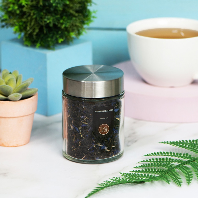 Чай черный, серия "Essence", с чабрецом и лепестками василька, стеклянная банка