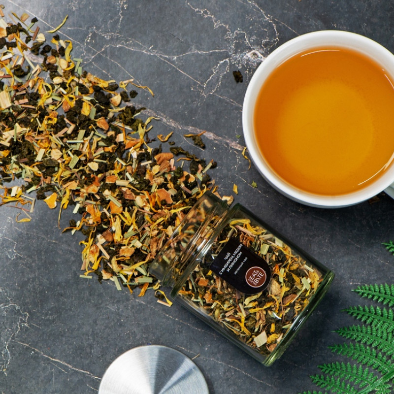 Чай зеленый, серия "Essence", с медом, имбирем и лимоном, стеклянная банка