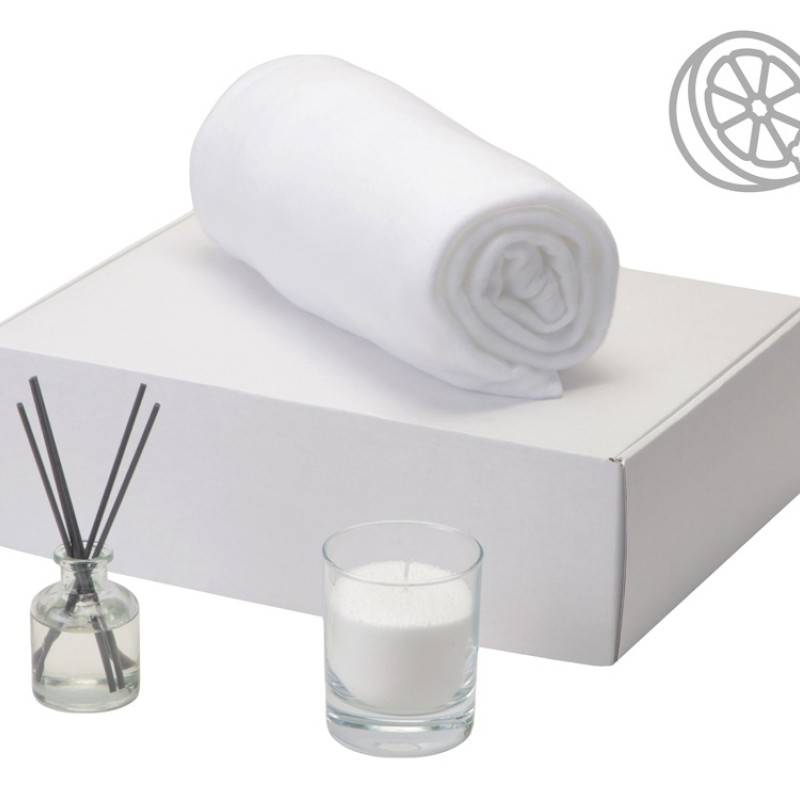 Подарочный набор White light 2.0 с пледом, диффузором, насыпной свечой