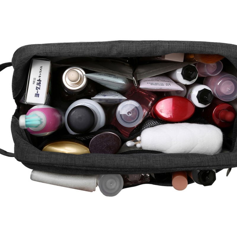 Дорожный несессер District, темно-серый Дорожный несессер District, темно-серый