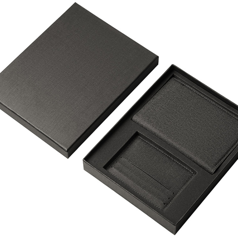 Подарочный набор "Consul": обложка для паспорта и картхолдер, серый Подарочный набор "Consul": обложка для паспорта и картхолдер, серый