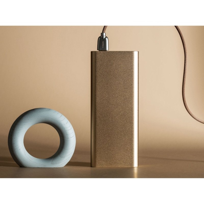 Внешний аккумулятор Rombica NEO AZ220G Quick, 22000 mAh, золотистый Внешний аккумулятор Rombica NEO AZ220G Quick, 22000 mAh, золотистый