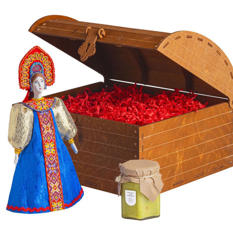 Подарочный набор: кукла фарфоровая, крем-мед, красный