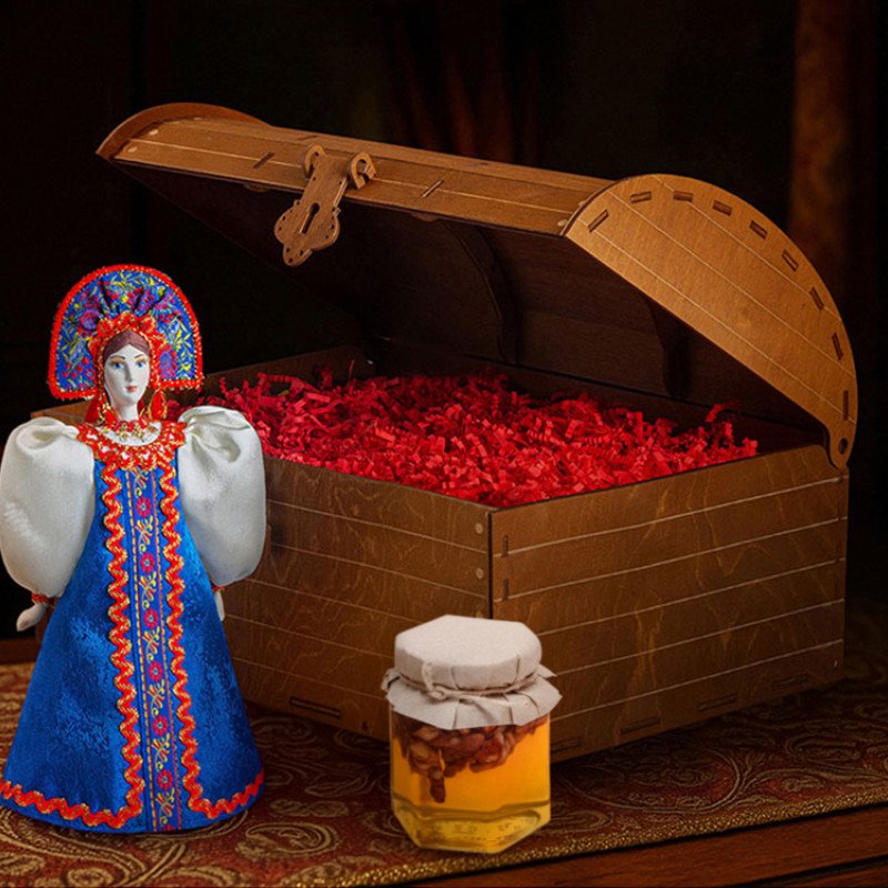 Подарочный набор: кукла фарфоровая, мед, синий