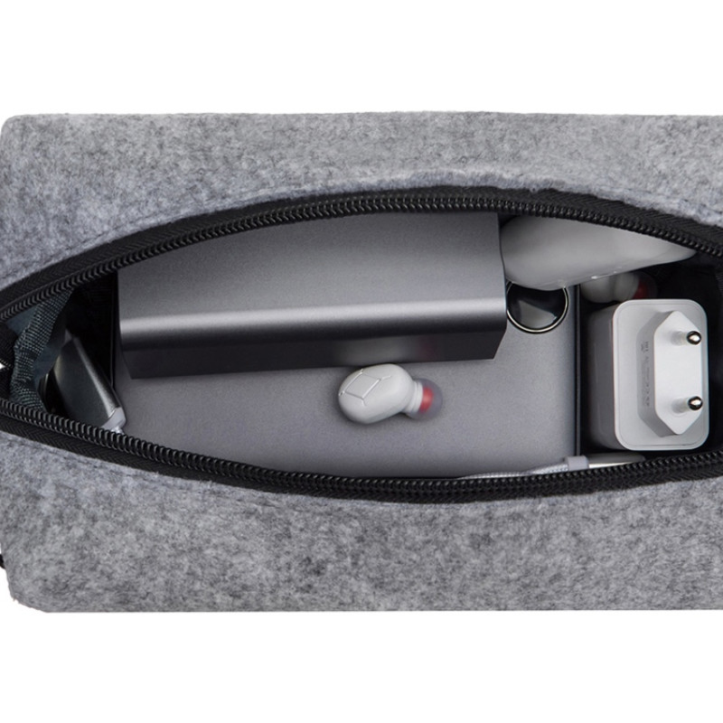 Органайзер для электроники и проводов "Felt" из RPET-фетра с ручкой, серый с черным Органайзер для электроники и проводов "Felt" из RPET-фетра с ручкой, серый с черным