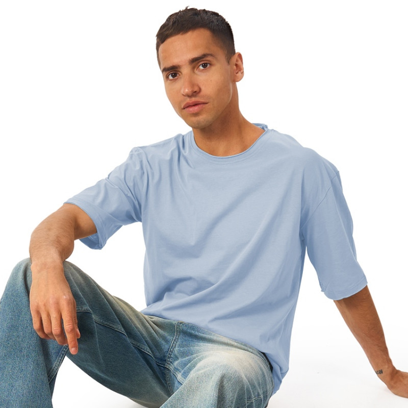 Футболка оверсайз «Liyon» унисекс, небесно-голубой Футболка оверсайз «Liyon» унисекс, небесно-голубой