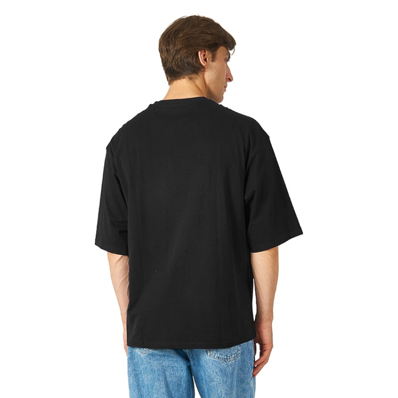 Футболка Berlin к/р оверсайз, 100% хлопок, 180гр, черный Футболка Berlin к/р оверсайз, 100% хлопок, 180гр, черный