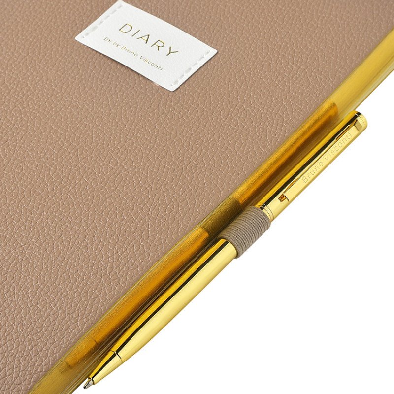 Ежедневник недатированный А5 "Total beige" с нашивкой, бежевый