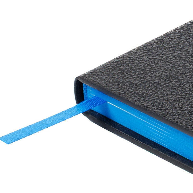 Ежедневник недатированный с магнитным клапаном А5 "Venezia", черный