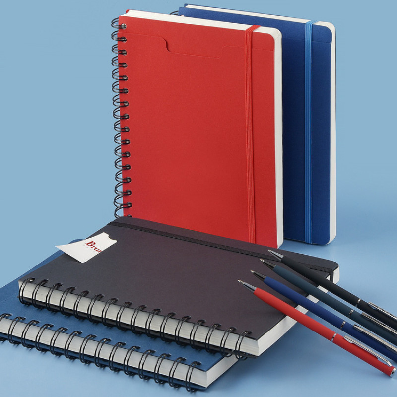 Ежедневник недатированный на гребне А5 "Pragmatic", темно-синий