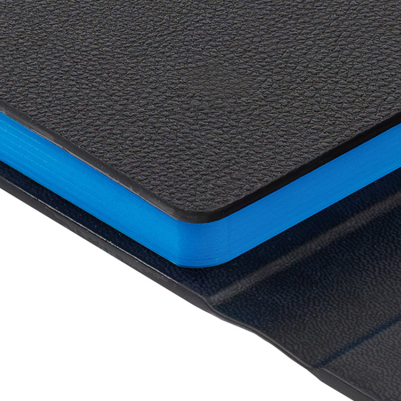 Ежедневник недатированный с магнитным клапаном А5 "Venezia", черный