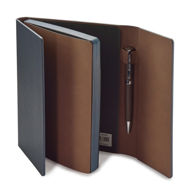 Ежедневник недатированный с магнитным клапаном, А5 "WALTZ", темно-синий