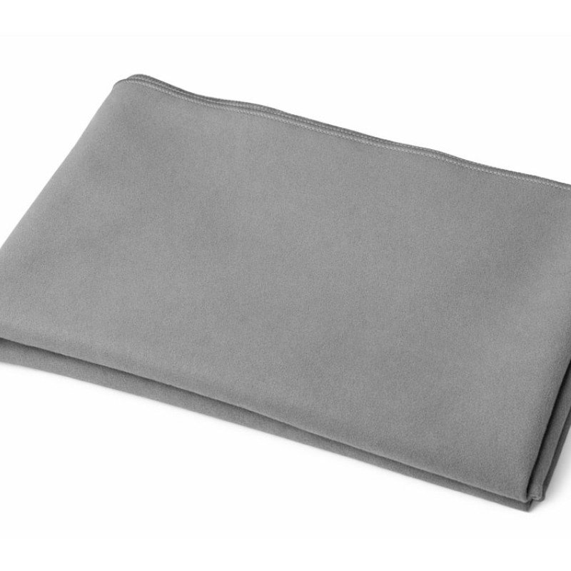 Легкое полотенце Gulpi  из микрофибры RPET с ремешком для складывания, 70*120 см, графит