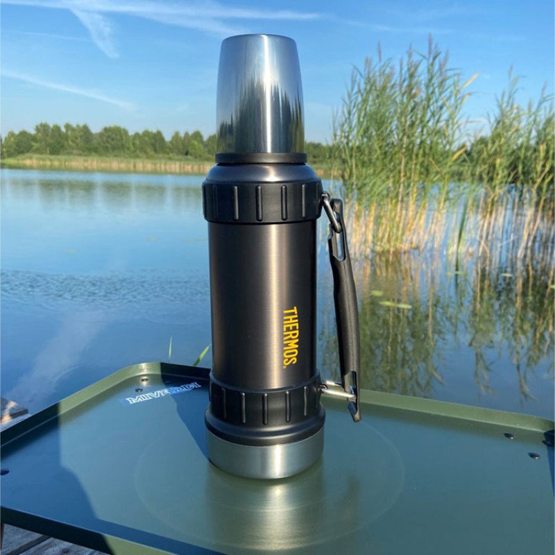 Термос из нерж. стали тм THERMOS 2520GM Stainless Steel Vacuum Flask 1.2L Термос из нерж. стали тм THERMOS 2520GM Stainless Steel Vacuum Flask 1.2L