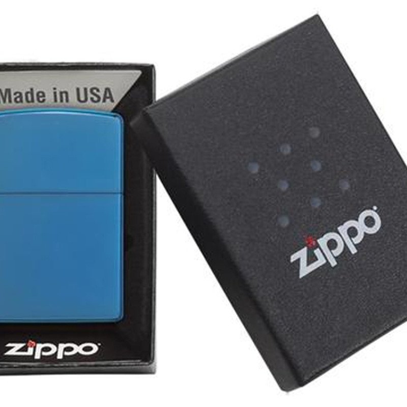 Зажигалка ZIPPO Classic с покрытием Sapphire™, латунь/сталь, синяя, глянцевая, 38x13x57 мм Зажигалка ZIPPO Classic с покрытием Sapphire™, латунь/сталь, синяя, глянцевая, 38x13x57 мм