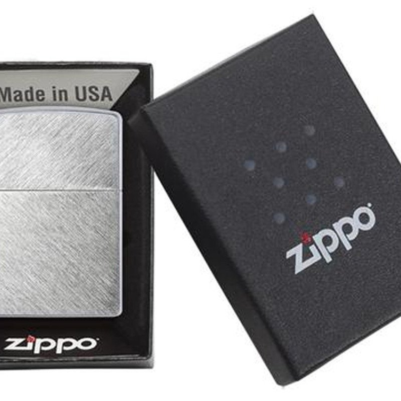 Зажигалка ZIPPO с покрытием Herringbone Sweep, латунь/сталь, серебристая, матовая, 38x13x57 мм Зажигалка ZIPPO с покрытием Herringbone Sweep, латунь/сталь, серебристая, матовая, 38x13x57 мм
