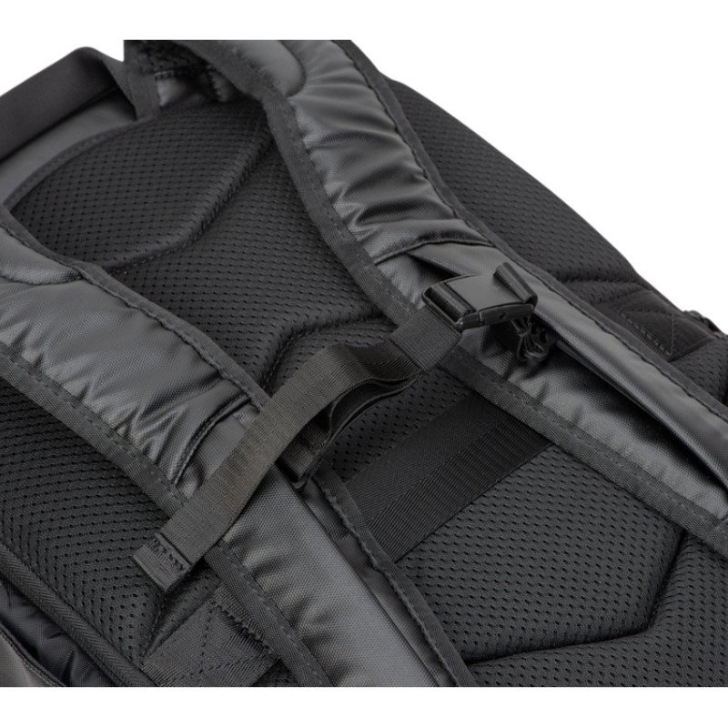 Рюкзак Giant для ноутбука 15.6", черный Рюкзак Giant для ноутбука 15.6", черный
